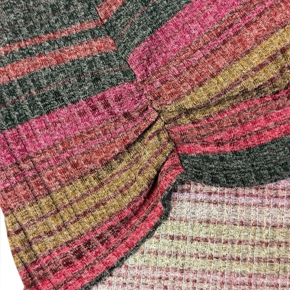 Women’s Plus Striped Long Sleeve Scoop Neck Sweater. Red Black Brown 2X #1509 - Picture 5 of 7